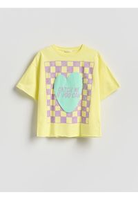 Reserved - T-shirt z nadrukiem - żółty. Kolor: żółty. Materiał: bawełna. Wzór: nadruk #1