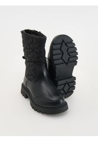 Reserved - Ocieplane kozaki - czarny. Kolor: czarny. Materiał: materiał #1