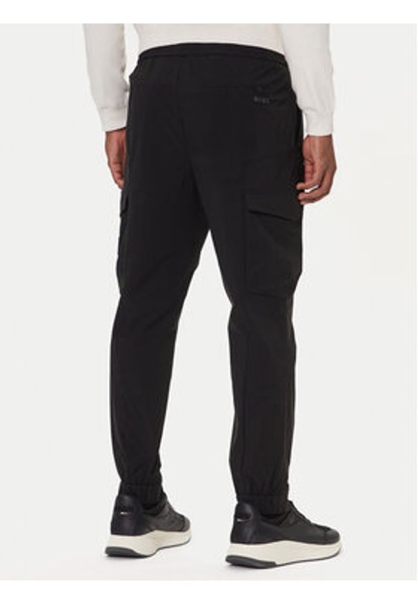 BOSS Spodnie materiałowe T_Commuter 50534303 Zielony Slim Fit. Kolor: zielony. Materiał: syntetyk