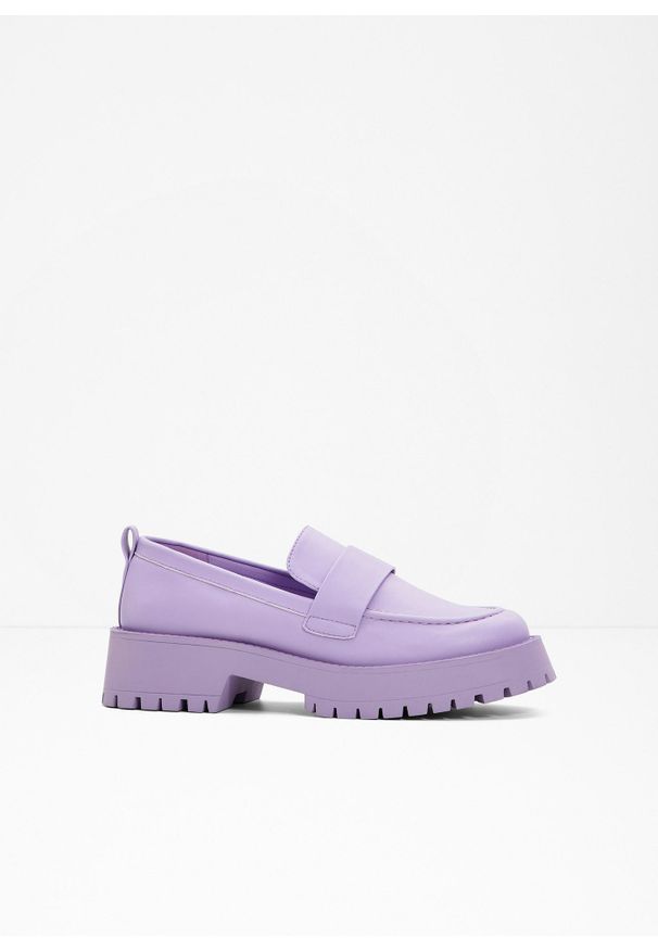 bonprix - Półbuty loafersy chunky. Kolor: fioletowy