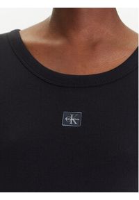Calvin Klein Jeans T-Shirt LV047C200G Czarny Slim Fit. Kolor: czarny. Materiał: bawełna
