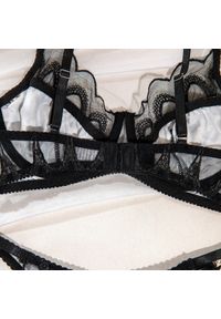 Intica - Komplet bielizny z koronkowym wykończeniem na romantyczne wieczory Hannelene. Materiał: koronka #2