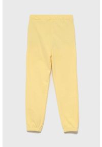 Name it Spodnie dziecięce kolor żółty gładkie. Okazja: na co dzień. Kolor: żółty. Materiał: bawełna, poliester. Wzór: gładki. Styl: casual #3