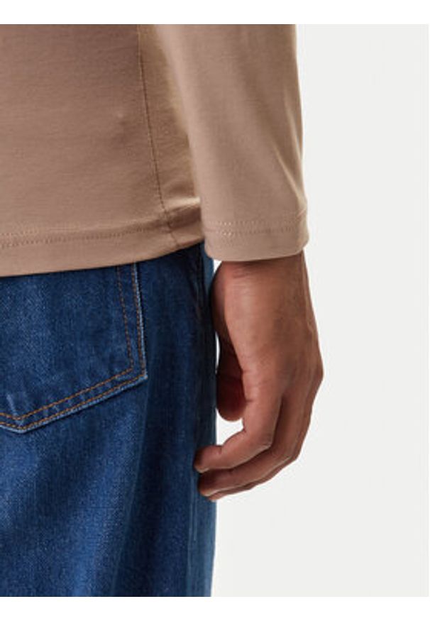 TOMMY HILFIGER - Tommy Hilfiger Longsleeve MW0MW10804 Beżowy Slim Fit. Kolor: beżowy. Materiał: bawełna. Długość rękawa: długi rękaw