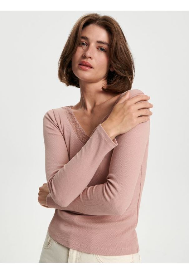 Sinsay - Bluzka z koronką - różowy. Kolor: różowy. Materiał: koronka. Wzór: koronka