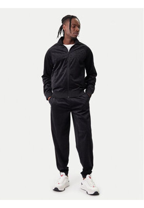 Guess Bluza Z6RQ01 KD612 Czarny Regular Fit. Kolor: czarny. Materiał: syntetyk