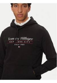 TOMMY HILFIGER - Tommy Hilfiger Bluza Center Stack MW0MW38672 Czarny Regular Fit. Kolor: czarny. Materiał: bawełna #5