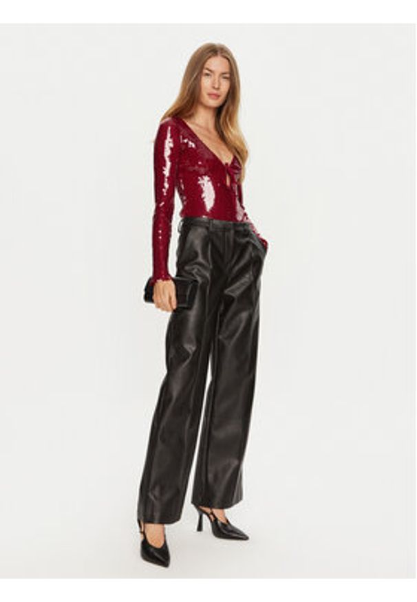 BARDOT - Bardot Body Verona 59471TB Czerwony Slim Fit. Kolor: czerwony. Materiał: syntetyk