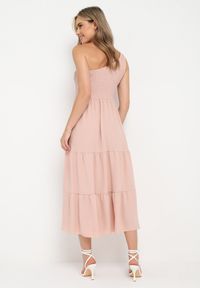 Born2be - Różowa Maxi Sukienka Asymetryczna o Rozkloszowanym Kroju na Jedno Ramię Byrecl. Kolor: różowy. Typ sukienki: asymetryczne. Długość: maxi #2