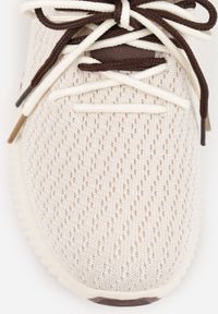 Born2be - Beżowo-Brązowe Sneakersy z Podwójnym Sznurowaniem Dorielle. Nosek buta: okrągły. Kolor: beżowy. Materiał: materiał. Obcas: na obcasie. Wysokość obcasa: niski #9