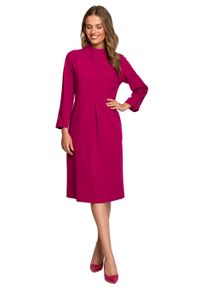 Stylove - Sukienka elegancka pudełkowa z dekoracyjnymi zaszewkami fioletowa. Okazja: na spotkanie biznesowe, do pracy. Kolor: fioletowy. Styl: elegancki