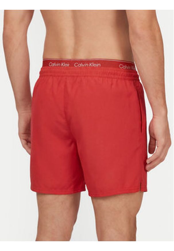 Calvin Klein Swimwear Szorty kąpielowe LV00N61023 Czerwony Regular Fit. Kolor: czerwony. Materiał: syntetyk