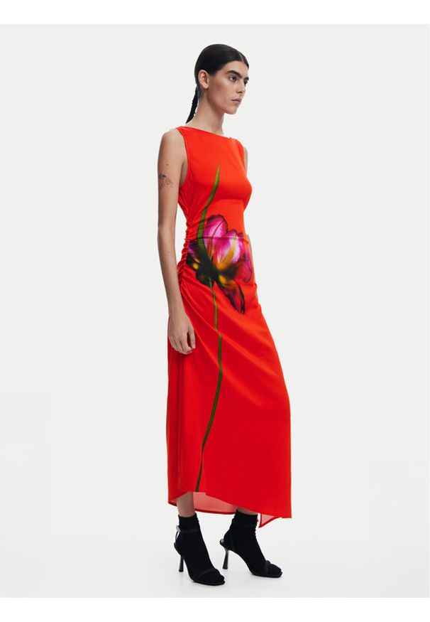 Desigual Sukienka codzienna Reims 25SWVW07 Czerwony Regular Fit. Okazja: na co dzień. Kolor: czerwony. Materiał: wiskoza. Typ sukienki: proste. Styl: casual