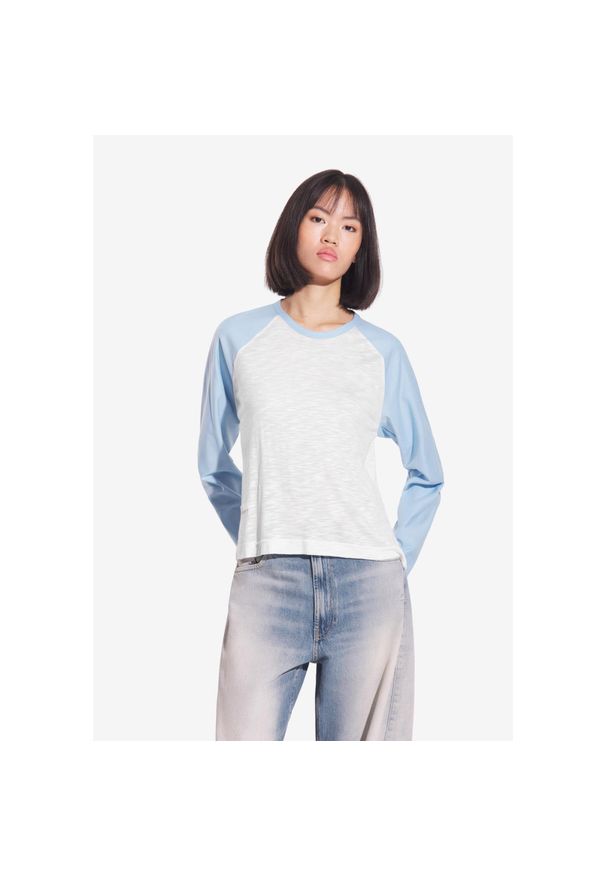 Koszulka sportowa damska Prosto College z długim rękawem. Kolor: niebieski. Długość rękawa: długi rękaw. Długość: długie. Styl: sportowy