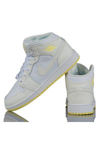 Nike - Buty Sportowe Młodzieżowe Air Jordan 1 Mid (GS). Okazja: na co dzień. Kolor: biały. Model: Nike Air Jordan