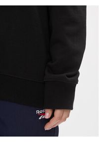 Reebok Bluza Classics Small Vector Crew Sweatshirt HS7145 Czarny Regular Fit. Kolor: czarny. Materiał: bawełna