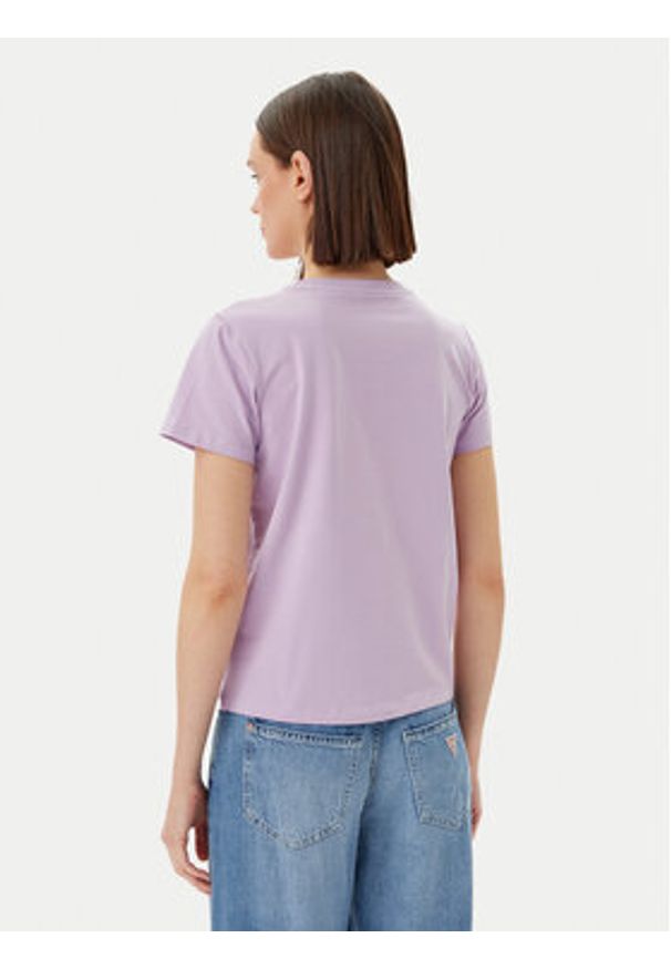 Guess Jeans T-Shirt W5GI26 J1314 Fioletowy Regular Fit. Kolor: fioletowy. Materiał: bawełna
