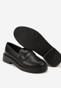 Born2be - Czarne Mokasyny Vices z Ozdobną Wstawką Akelie. Okazja: na spotkanie biznesowe, na co dzień. Kolor: czarny. Wzór: aplikacja. Styl: biznesowy, casual, elegancki #7