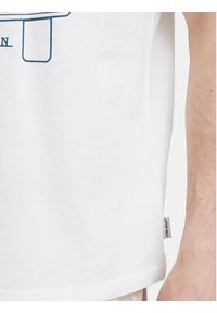 Blend T-Shirt 20716993 Biały Regular Fit. Kolor: biały. Materiał: bawełna