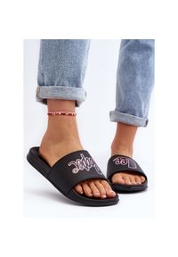 Damskie Klapki Lee Cooper LCW-24-42-2482L Czarne. Okazja: na plażę, na co dzień, na spacer. Kolor: czarny. Sezon: lato. Styl: casual