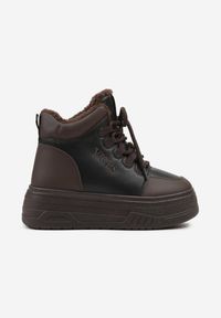 Renee - Czarno-Brązowe Sneakersy Śniegowce Vices na Tłoczonej Platformie z Napisem Olinnea. Okazja: na co dzień. Kolor: czarny. Wzór: napisy. Obcas: na platformie. Wysokość obcasa: średni #6