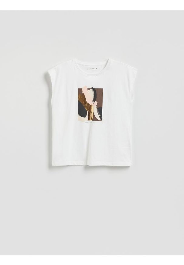 Reserved - T-shirt ze strukturalnym printem - biały. Kolor: biały. Materiał: bawełna. Wzór: nadruk