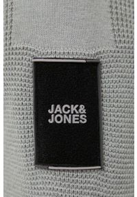 Jack & Jones sweter męski kolor zielony. Kolor: zielony. Materiał: materiał. Długość rękawa: raglanowy rękaw. Wzór: aplikacja #3