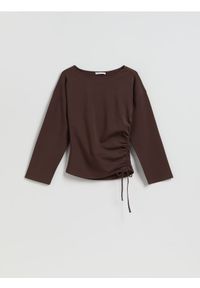 Reserved - Longsleeve z marszczeniem - ciemnobrązowy. Kolor: brązowy. Materiał: dzianina, bawełna. Długość rękawa: długi rękaw #1