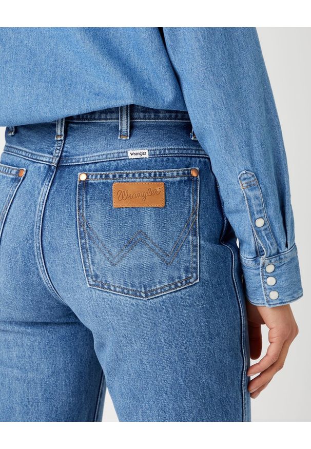 Wrangler - DAMSKIE SPODNIE JEANSOWE WRANGLER WILD WEST BLUEBELL W2H249332 112141312