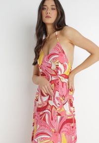 Born2be - Różowa Sukienka Hyriope. Kolor: różowy. Materiał: wiskoza. Długość rękawa: bez rękawów. Wzór: nadruk. Sezon: lato. Długość: maxi #5