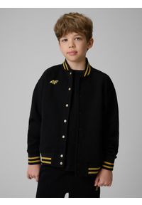 4f - 4F Bluza bomberka dziecięca 4F x Bartosz Zmarzlik - czarna 134/140 (8-10 lat). Okazja: na co dzień, na uczelnię. Kolor: czarny. Materiał: dzianina. Wzór: nadruk. Sezon: lato. Styl: młodzieżowy, casual, klasyczny, sportowy #1