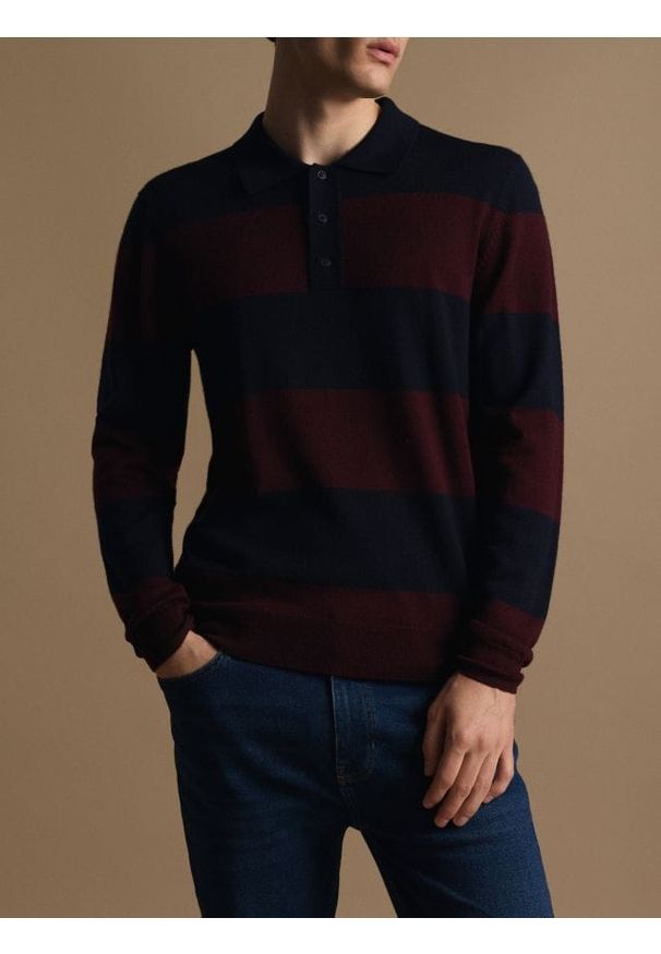 Reserved - Sweter polo z wełny merino - granatowy. Typ kołnierza: polo. Kolor: niebieski. Materiał: wełna