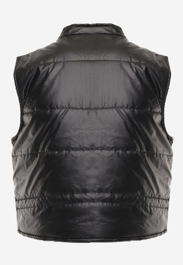 Renee - Czarna Kamizelka o Krótkim Kroju ze Ściągaczem w Talii i Naszywką Mevannae. Okazja: na spotkanie biznesowe. Kolor: czarny. Materiał: jeans. Długość: krótkie. Wzór: aplikacja. Styl: biznesowy, elegancki