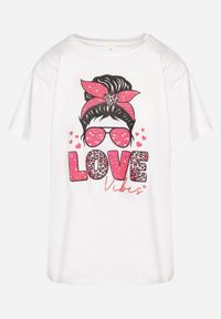 Born2be - Biało-Fuksjowy Bawełniany T-shirt z Nadrukiem z Przodu Sarilla. Kolor: różowy. Materiał: bawełna. Wzór: nadruk. Sezon: lato