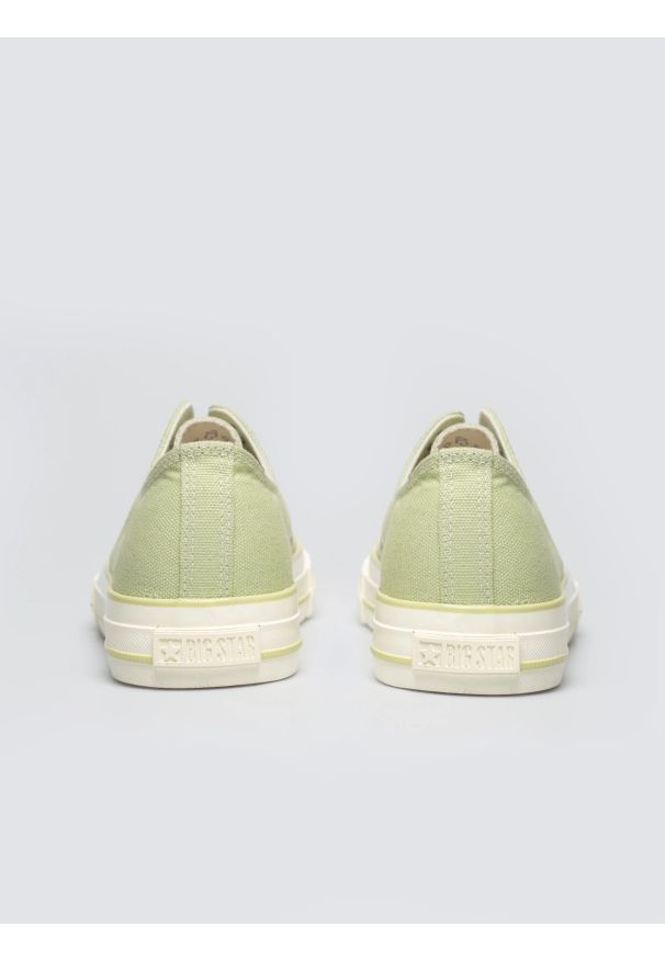 Big-Star - Trampki damskie niskie zielone TT274286 301. Okazja: na spacer, na co dzień. Nosek buta: okrągły. Zapięcie: sznurówki. Kolor: zielony. Materiał: tkanina, jeans. Sezon: wiosna, lato. Styl: casual, klasyczny, młodzieżowy