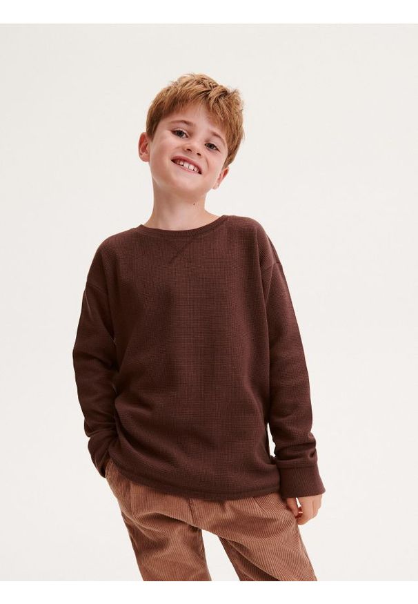 Reserved - Koszulka longsleeve - ciemnobrązowy. Kolor: brązowy. Materiał: bawełna, dzianina. Długość rękawa: długi rękaw