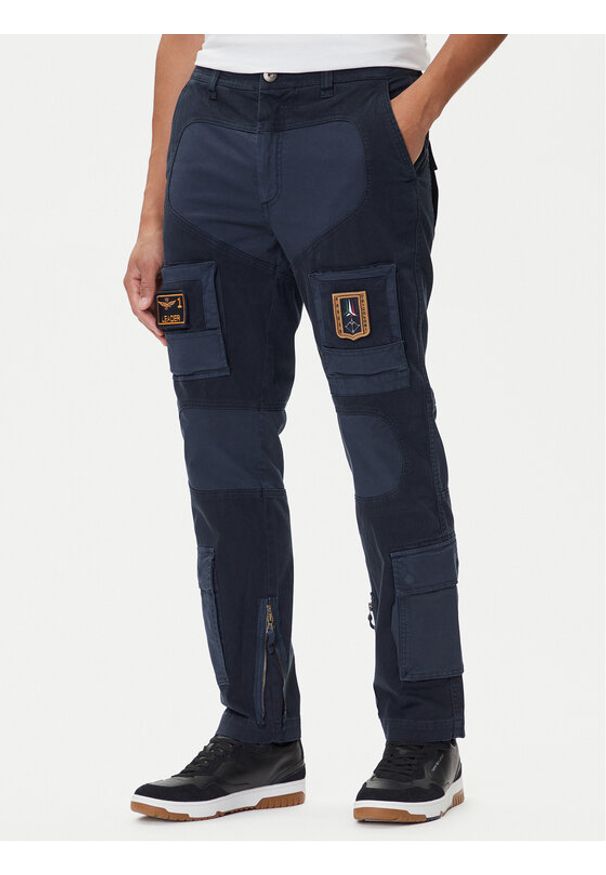 Aeronautica Militare Spodnie materiałowe 252PA1664UCT04241 Granatowy Regular Fit. Kolor: niebieski. Materiał: bawełna
