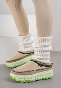 Born2be - Zielone Niskie Śniegowce na Grubej Tłoczonej Podeszwie Arevire. Okazja: na co dzień. Kolor: zielony. Materiał: jeans. Styl: casual #3