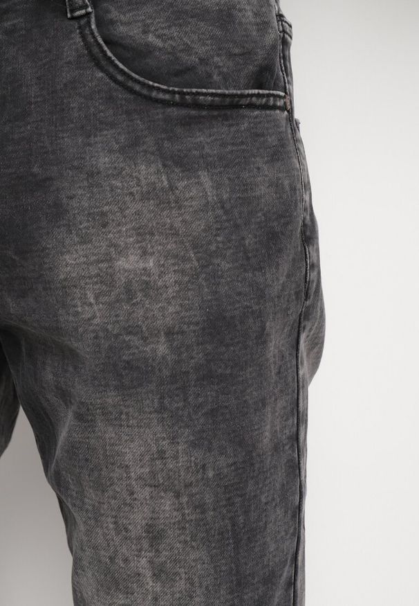 Born2be - Czarne Jeansy Skinny Alidora. Kolor: czarny