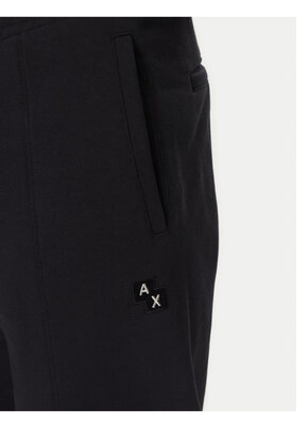 Armani Exchange Spodnie dresowe XM000472 AF13109 UB101 Granatowy Regular Fit. Kolor: niebieski. Materiał: bawełna
