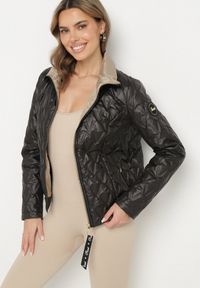 Born2be - Czarna Kurtka z Pikowanymi Przeszyciami i Elastyczną Gumką w Pasie Relriva. Okazja: na co dzień. Kolor: czarny. Materiał: jeans. Styl: casual, elegancki #6