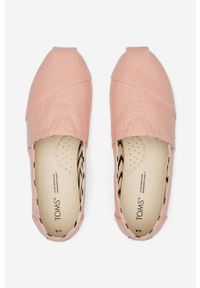 Toms espadryle Alpargata 10019634 PEACH BLUSH damskie kolor pomarańczowy. Nosek buta: okrągły. Kolor: pomarańczowy. Materiał: materiał, włókno, guma. Obcas: na obcasie. Wysokość obcasa: niski #3
