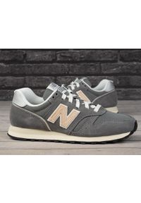 Buty damskie sportowe do chodzenia New Balance. Kolor: szary, biały, wielokolorowy. Sport: turystyka piesza