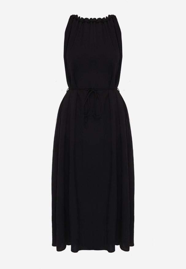 Born2be - Czarna Wiskozowa Sukienka Bez Rękawów z Warkoczowym Splotem przy Dekolcie Shirineli. Okazja: na co dzień. Kolekcja: plus size. Kolor: czarny. Materiał: wiskoza. Długość rękawa: bez rękawów. Wzór: ze splotem. Typ sukienki: proste, dla puszystych. Styl: boho, elegancki, klasyczny, casual