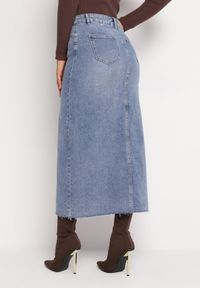 Born2be - Niebieska Jeansowa Spódnica Midi z Rozcięciem Adexa. Stan: podwyższony. Kolor: niebieski. Materiał: jeans