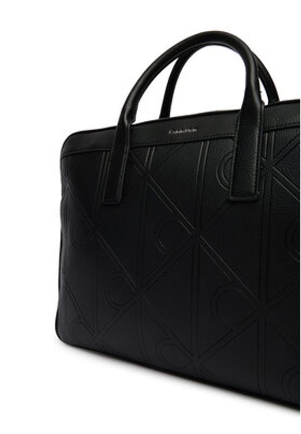 Calvin Klein Torba na laptopa Emblem Aop Emboss Commuter LV04D3329G Czarny. Kolor: czarny. Materiał: skóra