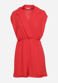 Born2be - Czerwony Kombinezon z Nakładkowym Dekoltem i Gumką w Talii Nansaliah. Kolor: czerwony #2