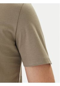 Guess T-Shirt Z6GI06 K2847 Khaki Regular Fit. Kolor: brązowy. Materiał: bawełna #4