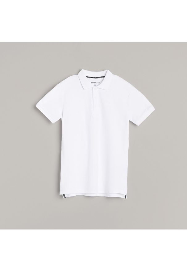 Reserved - Biała koszulka polo - Biały. Typ kołnierza: polo. Kolor: biały