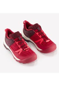 quechua - Buty turystyczne dla dzieci Quechua Crossrock. Kolor: czerwony, wielokolorowy, fioletowy. Materiał: kauczuk. Szerokość cholewki: normalna. Sport: wspinaczka